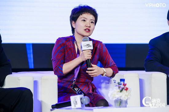 鼎信长城集团创始合伙人,联席总裁陈丹表示房地产一直被两种政策夹杂