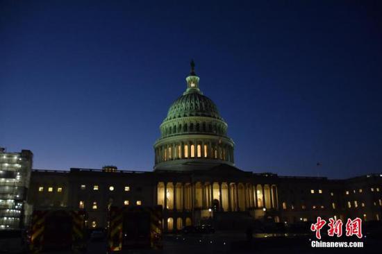 资料图：美国国会山。中新社记者 沙晗汀 摄