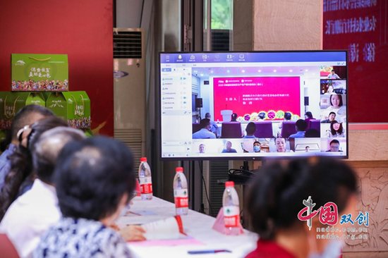 现场签约1.2亿元！永辉超市助力新疆贫困地区农产品卖向全国