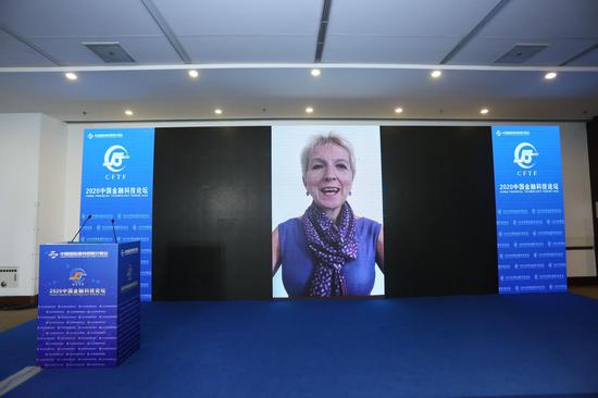 海德薇格：全球金融服务业正走到一个十字路口