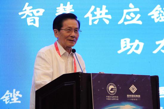 中央财经大学贺铿：明年我国的经济增长将达到8%