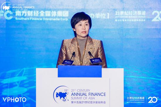 国寿杨红：服务和销售的融合正在成为险企转型的方向