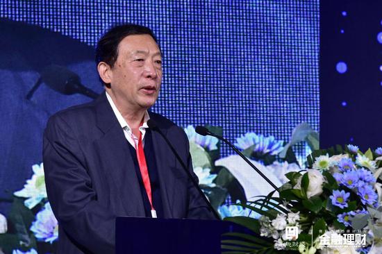 原中国保监会副主席魏迎宁：银保合作转型要从销售型转为服务型