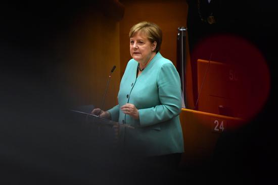 德国封锁措施收效甚微 总理默克尔将限制措施延长至圣诞节前