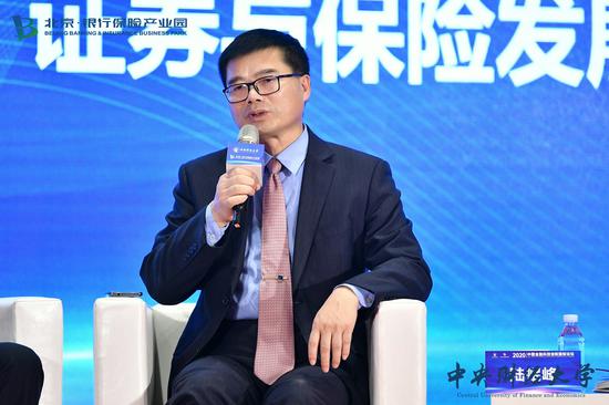 陆岷峰：数字化金融科技使金融机构在具体决策中更加客观