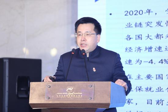 黄剑辉：企业家应为第一生产力要素 没有任正非很难成就伟大企业