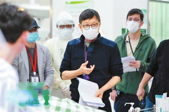 《中国医生》票房近9亿领跑暑期档 导演称是"挑战从影最难拍的一部戏"_新浪财经_新浪网 - Vimarsana News
