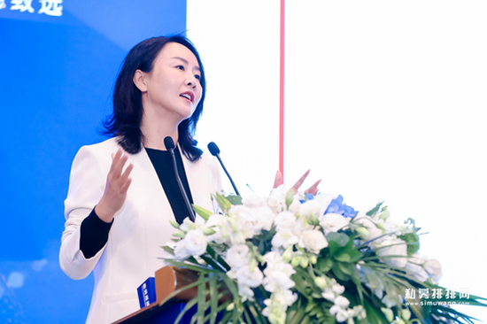 “星石投资联合创始人杨玲：消费股已迎来击球区，高壁垒公司价值凸显！