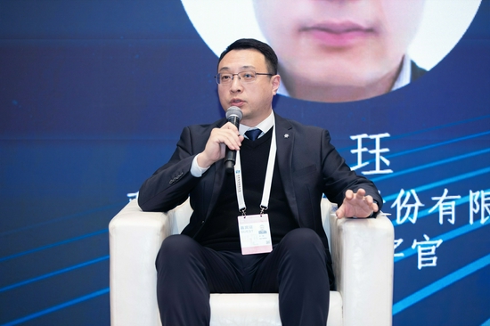 桂文彬,孙烈冰,王珏,王萍共话传统制造与新技术的融合