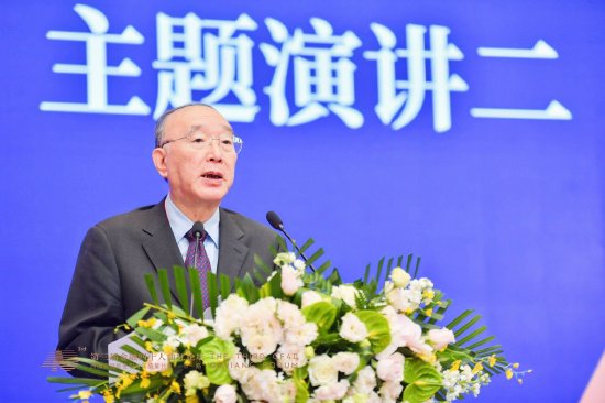 黄奇帆：“一带一路”深刻改变全球贸易格局， 必将推动内陆城市群高质量发展