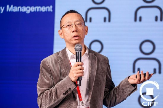 寇冠：科技赋能数字化转型  助力银行高质量发展