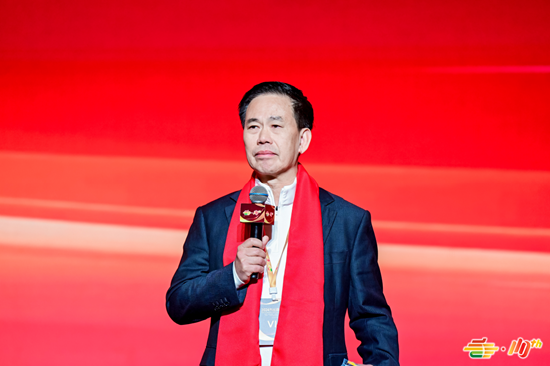 "王富强在发言中表示,将继续把粤强平台的资源向合作伙伴和经销商全面