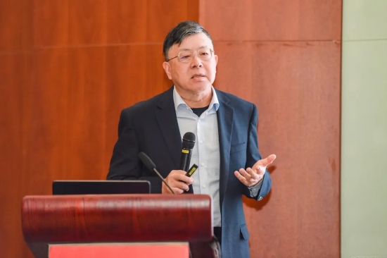 存量时代，运营为王！亚信科技、中国公路学会举办出行服务论坛