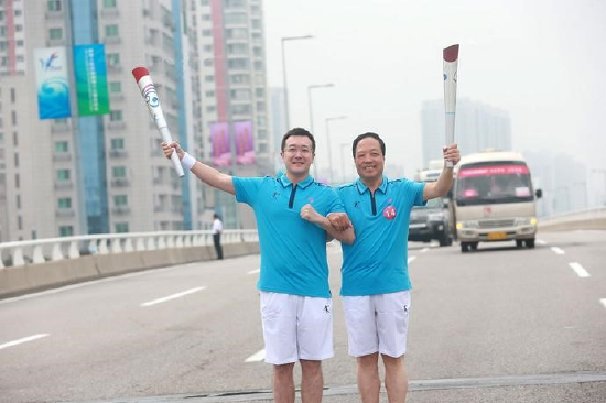 二代闫凯境，带领国台二次起飞？_新浪财经_新浪网