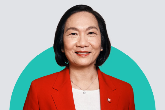 华裔银行集团首席实施官黄碧娟(Helen Wong)位列榜单第2名。