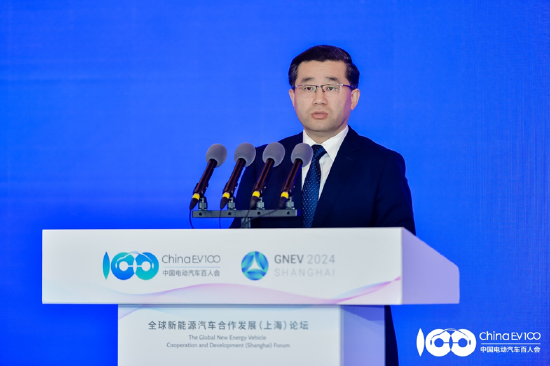 工业和信息化部装备工业发展中心副主任姚振智
