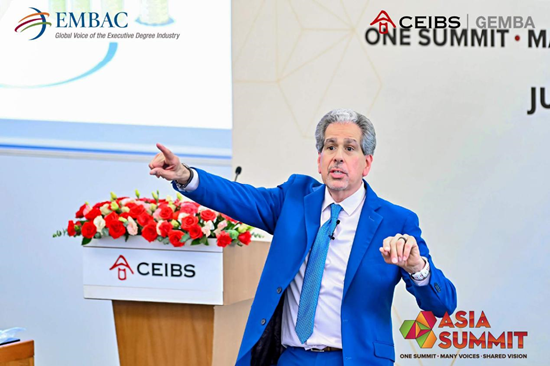 EMBAC全球委员会执行总裁Michael Desiderio