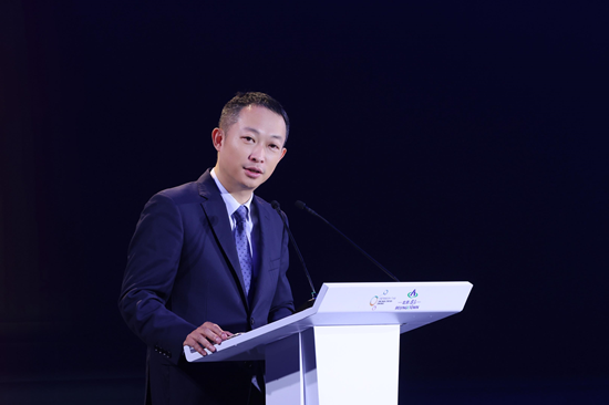 知乎创始人、CEO周源