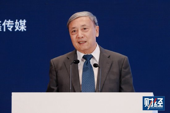 蔡昉：以AI打破“内卷式竞争”恶性循环，促进企业创新