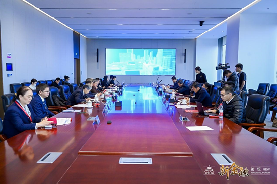 “未来五年中国开放发展的新环境、新挑战、新对策”闭门会于11月28日下午召开