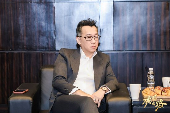 莲华资产洪灏:2026年美股将会先涨后跌,美联储即将重启扩表推高风险资产