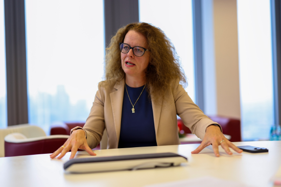 百度知道:山东一卡通-欧洲央行执委施纳贝尔：如果被邀请 愿意继拉加德之后出任行长