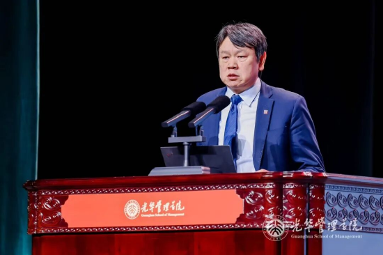 网易订阅:当当礼品卡-刘俏：提振消费的政策应将“投资于人”与“投资于物”紧密结合