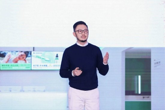 新氧：加速线下布局和医护人员招募，2026年计划新增35家门店