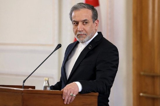 伊朗外长否认近期曾与美国接触