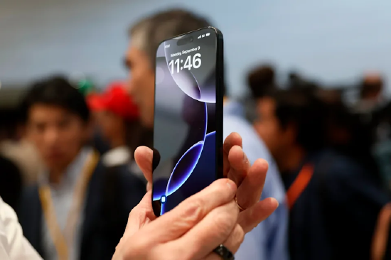 苹果股价在iPhone重大新品发布会通常会作何反应