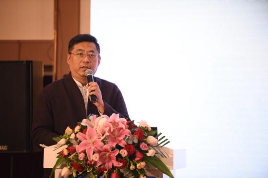 中国国学院创起人、实走院长高嗣