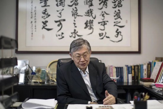 ▲（中原地产创始人施永青。图源/视觉中国）