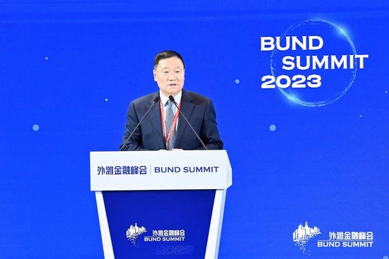 肖钢：资管行业转型面临五大挑战，要从“专家经验型资产配置”向“数字化资产配置”转变