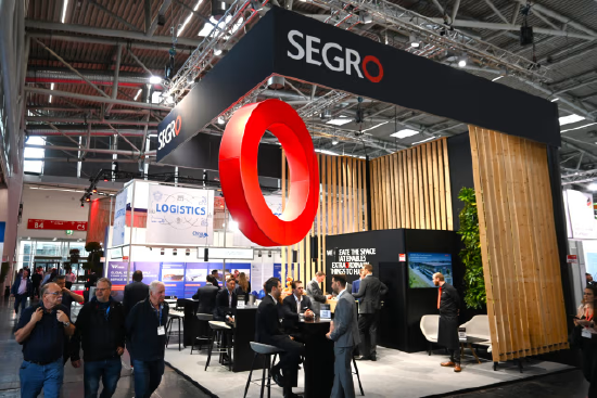 全球规模最大物流行业展会 —— 德国国际物流展上的 Segro 展位