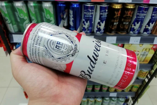 啤酒江湖战事升级：百威销量下滑 青岛能成“新宠”？ | 酒事