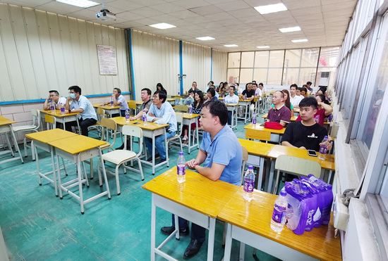 东方雨虹与广州城建职业技术学院共建东方雨虹大师工作室