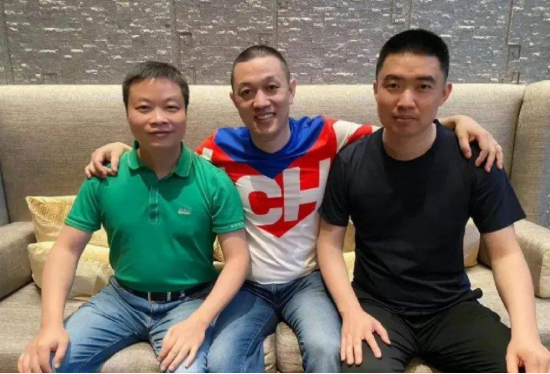 新能源车上半年“成绩单”小鹏等待反弹，问界已经掉队？