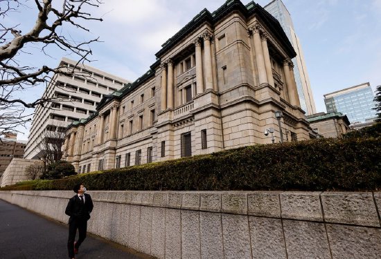 大摩与高盛认为日本央行调整YCC将进一步推高日本股市