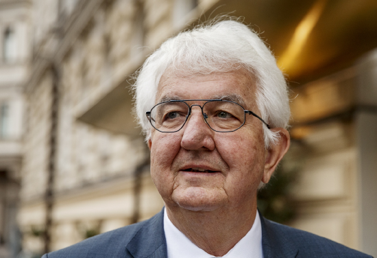 Robert Holzmann