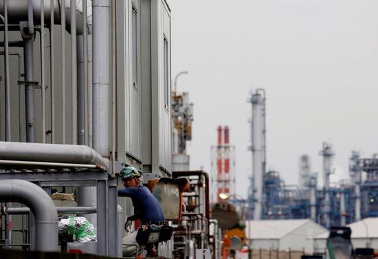 日本10月核心机械订单意外大减6%