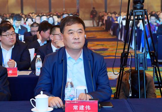 汾酒股份公司党委副书记,副董事长,总经理常建伟