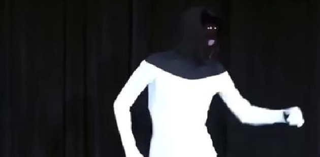 马斯克推出“擎天柱”，PK贝索斯的“机器狗”