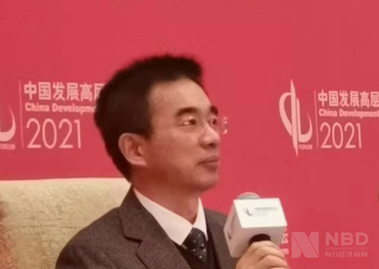 吴尊友：科学接种就是让一个国家尽快达到70%~80% 再第二个国家