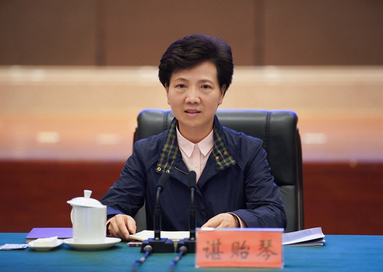 贵州省委书记:打造以茅台为引领的酱香型白酒核心产区,企业集群_新浪