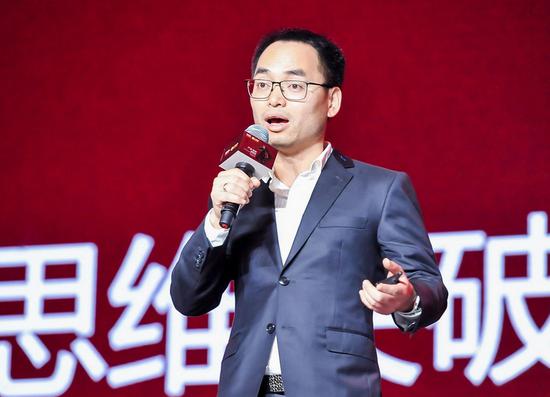 虎牙直播CEO董荣杰