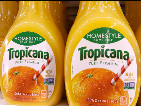 2018年，加利福尼亚州圣拉斐尔的杂货店货架上的纯果乐橙汁