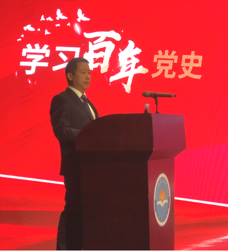 周海江学党史传承红色基因加快完善中国特色现代企业制度