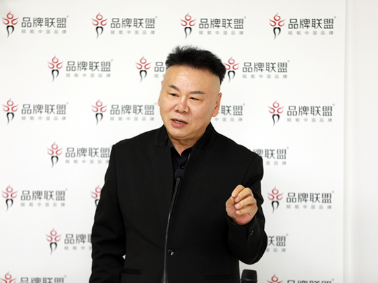 北大青鸟文化研究院院长 王鹏