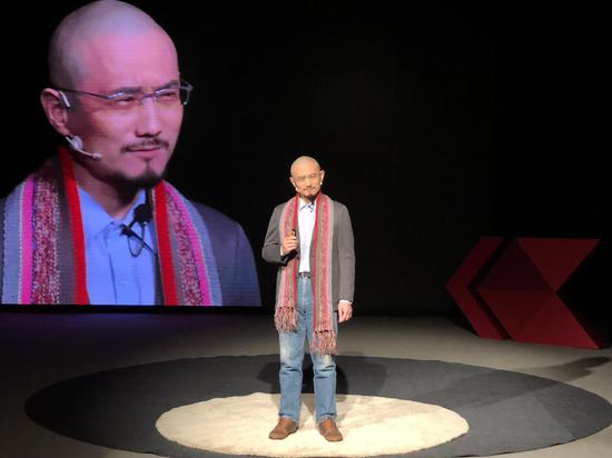 中国音乐治疗学会理事、北京市社会心理服务促进中心音乐治疗师张刃