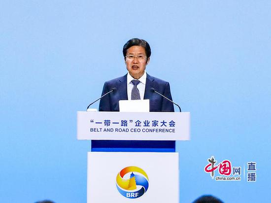 全国政协副主席、全国工商联主席高云龙致辞